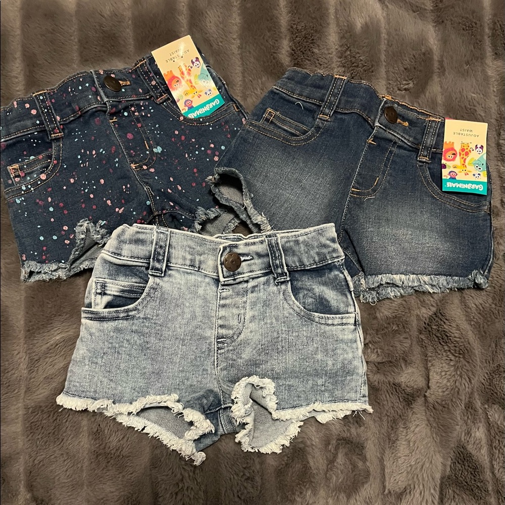Toddler shorts NWT